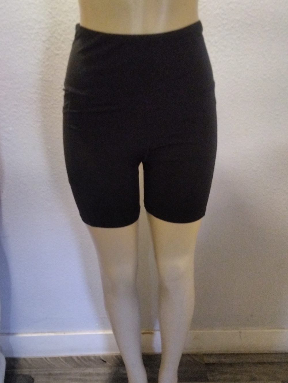 Women's Black High-Rise Bike Shorts